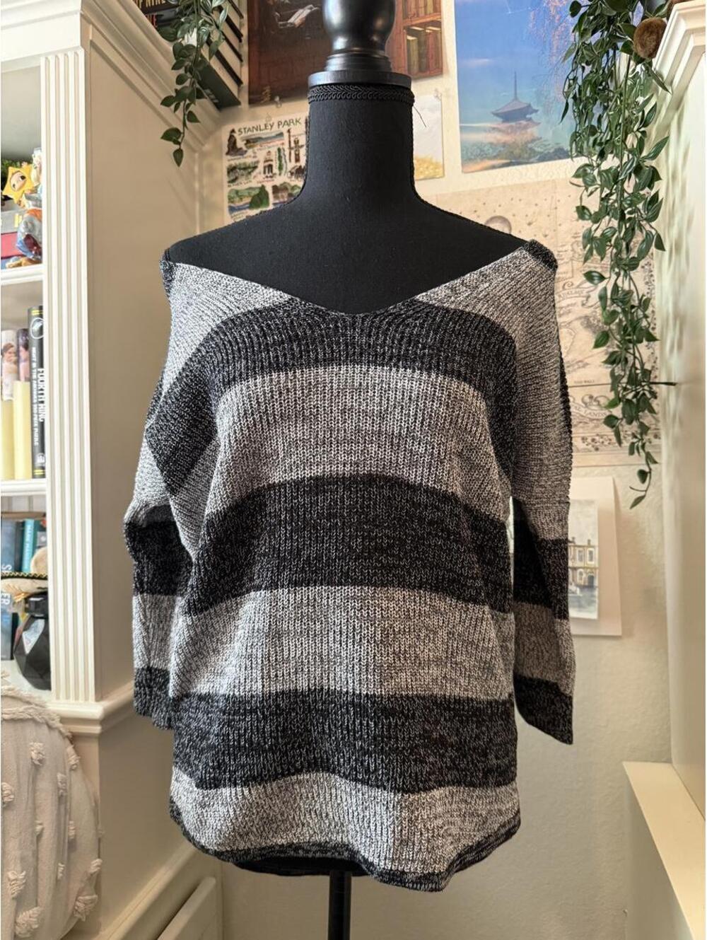 Express Black Gray Striped Open Knit V Neck Sweater XS